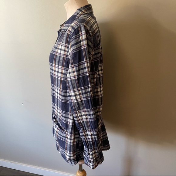 WHITE STUFF Plaid Button Down Shirt wth Adjustable Sleeves - Picture 4 of 11